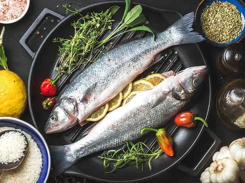 15 Foods to Eat if You Want Your Hair to Grow Faster