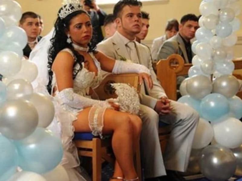 15 Hilarious Photos That Will Have You Crying with Laughter
