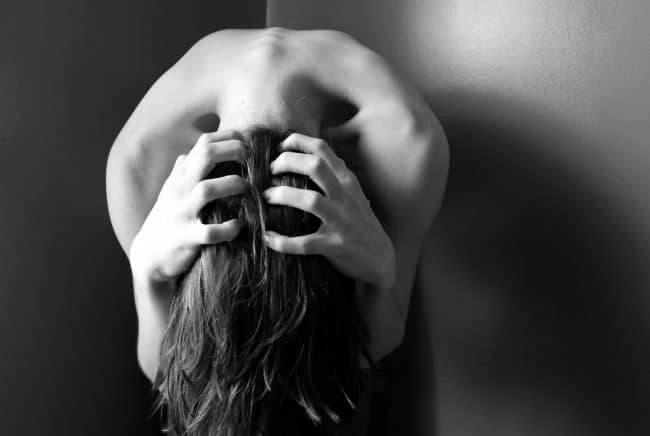 32 Signs Your Body Is Running out of Magnesium
