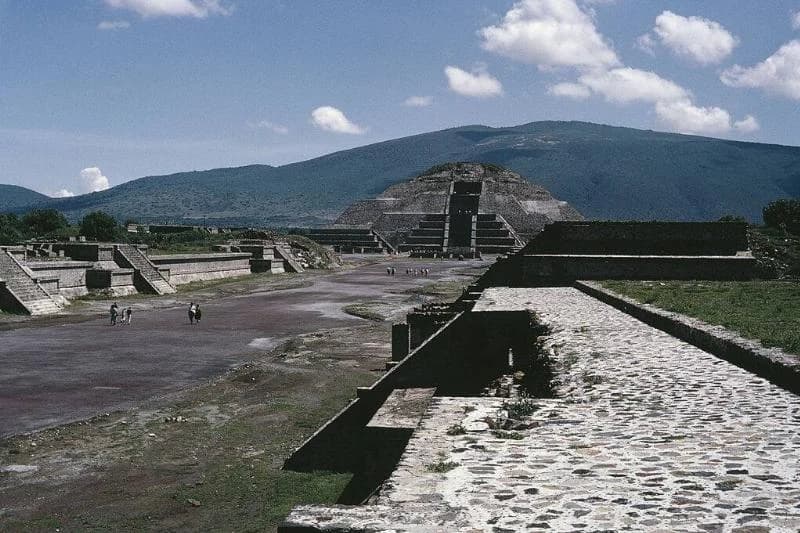 Pyramid of the Moon