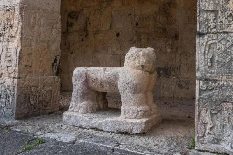 Mayan ruins