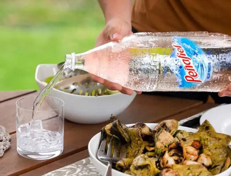 Agua Mineral
