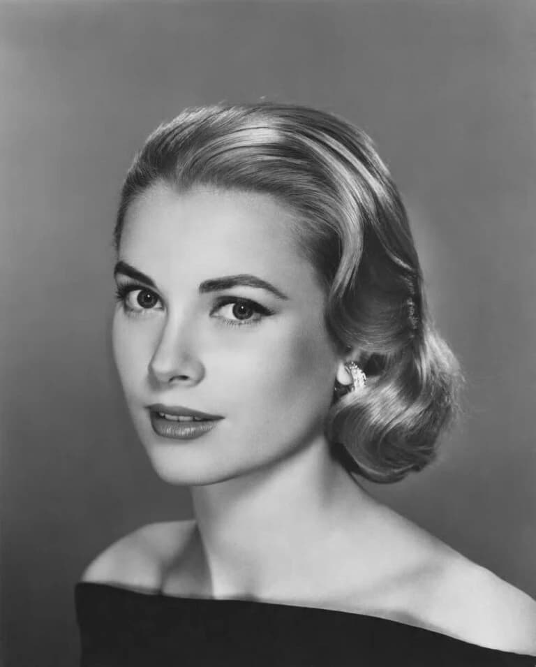 The Most Beautiful Women Of All Time
