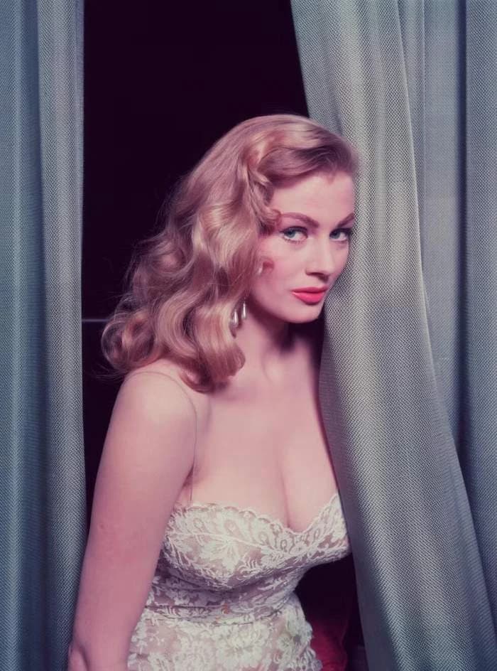 The Most Beautiful Women Of All Time