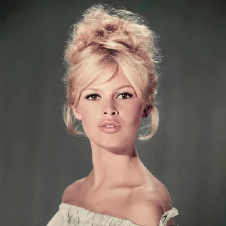 The Most Beautiful Women Of All Time