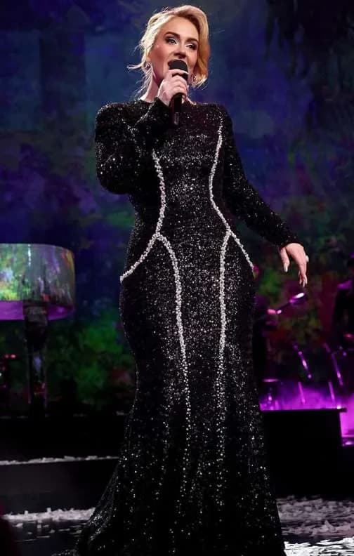 Adele – 5’9″ – Unknown