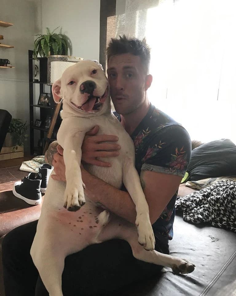 This Man Took a Selfie With His Dog And The Police Showed Up Immediately