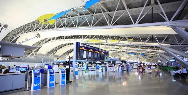 Top 15 Most Comfortable & Luxurious Airports In the World