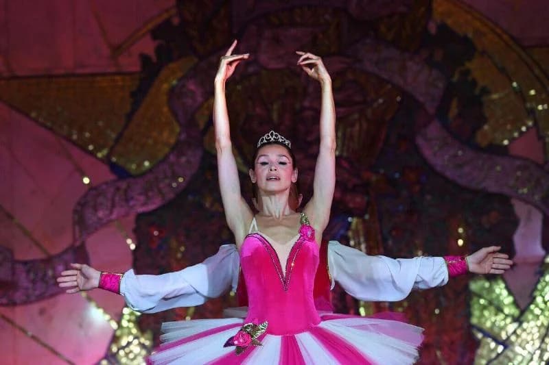 RUSSIA-BALLET-METRO